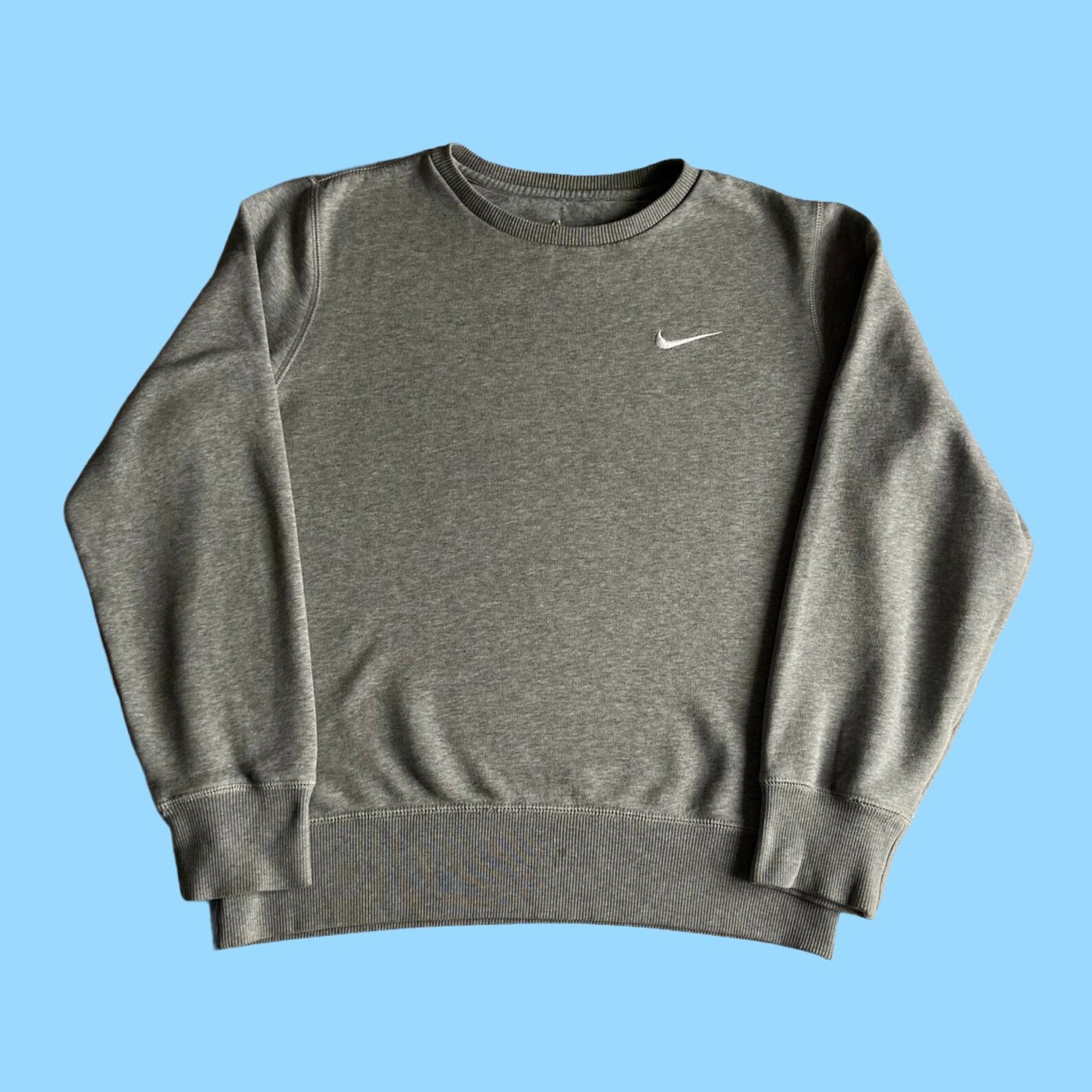 Vintage Nike Sweatshirt with small tick | Etsy