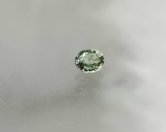 Tout savoir sur le Saphir Vert - Le Carnet | Gemmyo