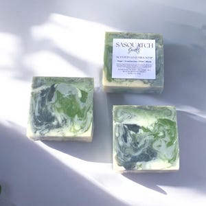 Sasquatch Suds Goat Milk Soap – Fresh Forest Blend with Pine & Cranberry Hints – Artisan Forest Bar