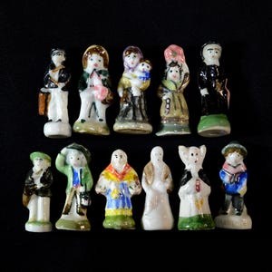 11 Vintage Miniature 1&quot; Fèves, Tiny Hand Painted Figures, Diorama Collection French Bean Beans Galette Des Rois, Porcelain Figurines People