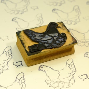 Sello de tinta de goma vintage francés con pollitos de gallina, años 50, ideal para aulas, granjas y aves de corral. Ideal para tarjetas, papel de regalo, etiquetas y álbumes de recortes.