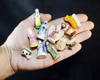 11 Vintage Miniature 1" Christmas Nativity Fèves Tiny Hand Painted Diorama Collection French Bean Beans Galette Des Rois Porcelain Figurines