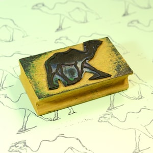 Franse vintage kameel rubberen inktstempel jaren 1950 klaslokaal, Afrika Safari Sahara, ideaal voor kaarten, cadeauverpakking, tags, scrapbooking