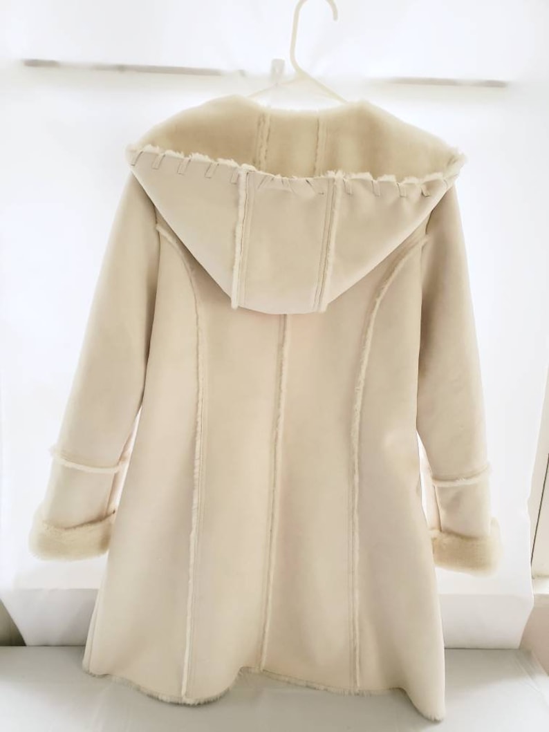Stunning Coldwater Creek Ivory Suede Faux Fur Lined Hooded 34 Length Coat PetiteMedium Size PM