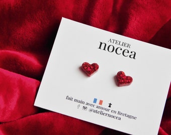 Boucle d'oreille coeur à paillettes, Idée Cadeau petit budget pour Femme, Clou et puce minimaliste