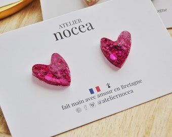 Boucle d'oreille coeur à paillettes, Idée Cadeau petit budget pour Femme, Clou et puce minimaliste