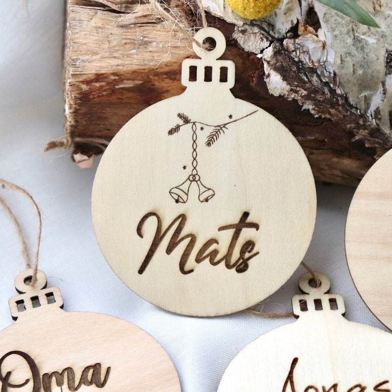 Weihnachtsbaumkugel aus Holz Tannenbaum Schmuck Holz Deko für den Christbaum individualisiert personalisiert / Weihnachten, Deko Glocke