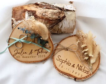 Ring disc / wooden ring cushion / ring bearer tree disc for wedding rings personalized / dried flowers / jute / satin ribbon /