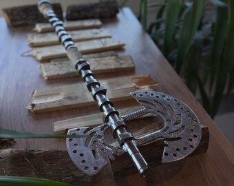 Lange bijl in Scandinavische stijl | Gelaste nokkenassen en remschijf | Handgemaakte op Viking geïnspireerde industriële bijl