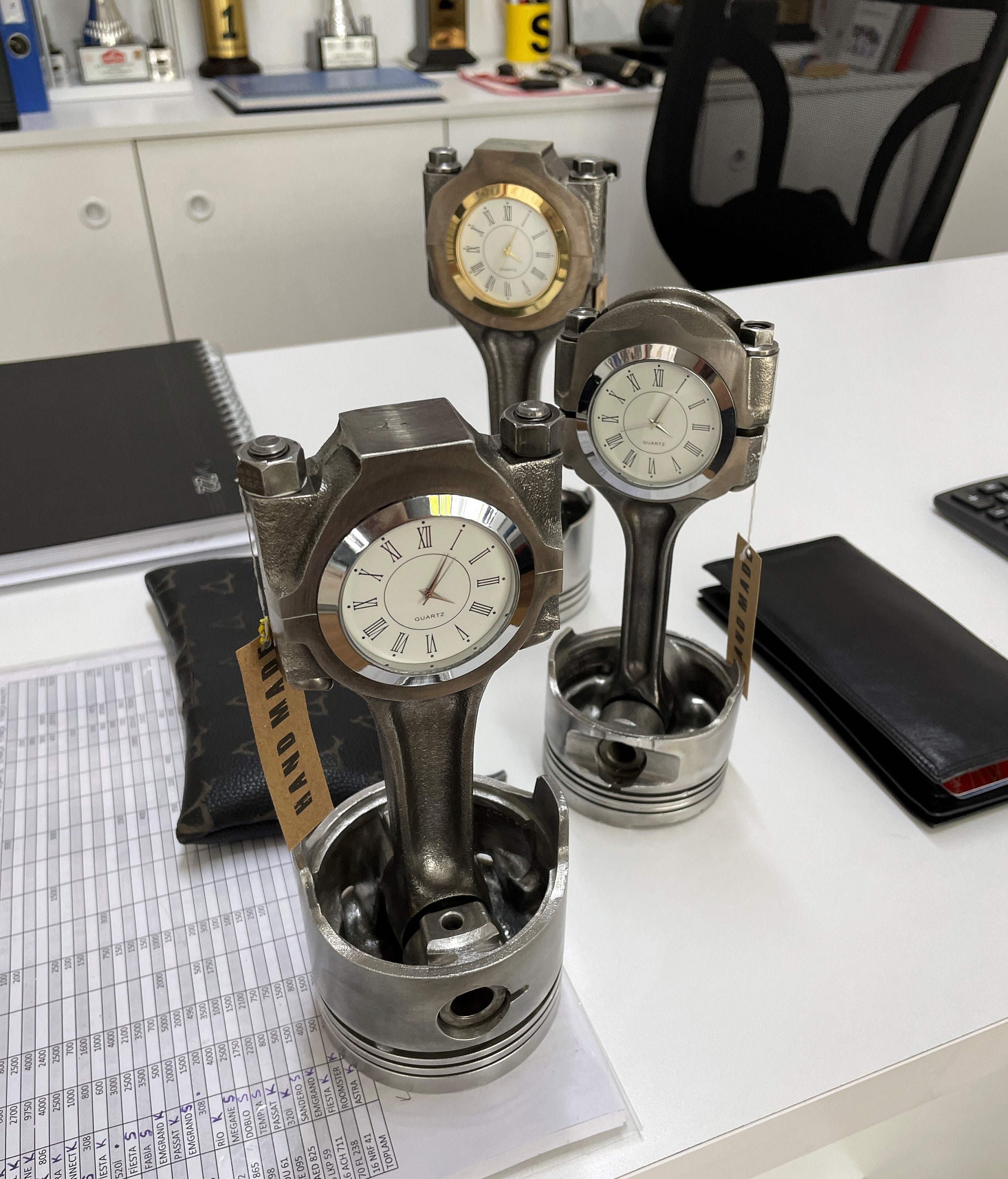 Piston Uhr / Echt Auto Motor Teile / Piston Trinket / Personalisiert -   Schweiz