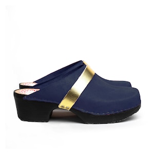 Uppsala navy gold soft clog