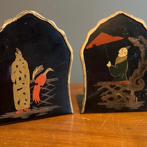 RARE Vintage Book Ends. Chinoiserie Hand-Painted on Black Lacquered Metal. 8 1/2&quot;H Gold Trim