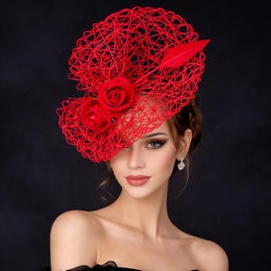 Tocado rojo Kentucky Derby para mujer: diadema de paja y plumas para fiesta de té