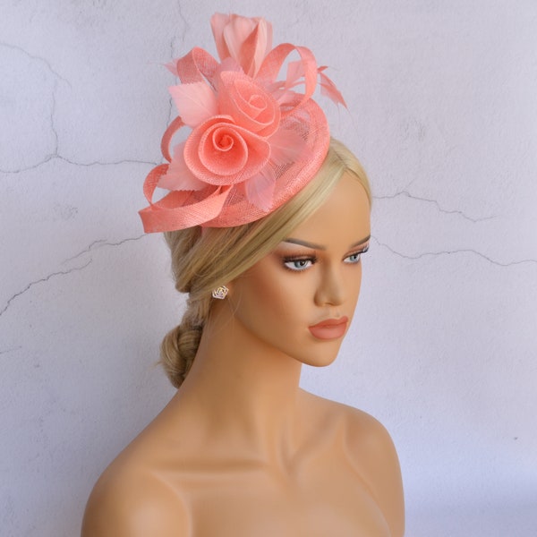 Fascinator pour chapeau sinamay en plumes rose poudré, chapeau de fête du thé pour femme, britannique, coupe de Melbourne, chapeau derby du Kentucky, chapeau fantaisie, chapeau de mariage, deux couleurs.