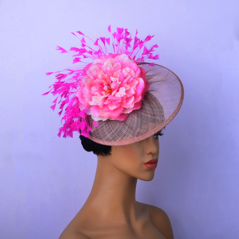 Neuer Sinamay Fascinator mit Federn/Seidenblume, Partyhut,Church Hat,Melbourne Cup,Kentucky Derby,Fancy Hat,Hochzeitshut, dreifarbig. Bild 7