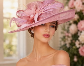 Cappello da Derby in sinamay rosa cipria: cappello da gara del Kentucky con piume