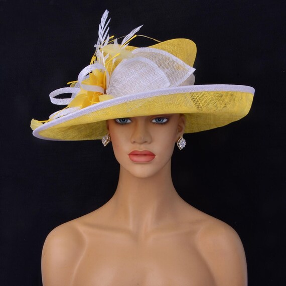 Yellow & White Sinamay Fascinator Hat With Feathers  display picture 1