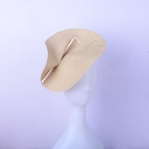 New beige kentucky derby hat,tea party hat,party,Church Hat,Melbourne cup,luncheon fascinator Hat,wedding fascinator hat,bride prom gifts.