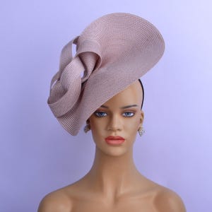 New kentucky derby hat,fascinator,tea party hat,Church Hat,Melbourne cup hat,luncheon fascinator Hat,party hat,wedding fascinator hat.