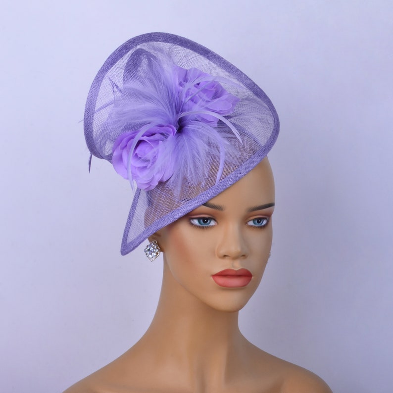 Nouveau fascinateur sinamay violet clair avec plumes/fleurs en soie, chapeau de fête, chapeau d'église, coupe de Melbourne, Kentucky Derby, chapeau fantaisie, chapeau de mariage. image 4