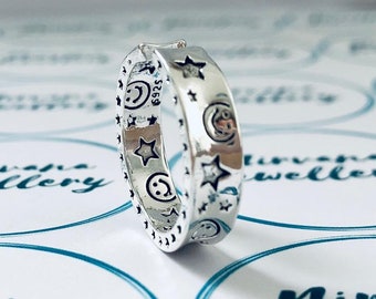 Adjustable Star Lightening Emoji Smiley Face Ring - Silver - Free UK Shipping