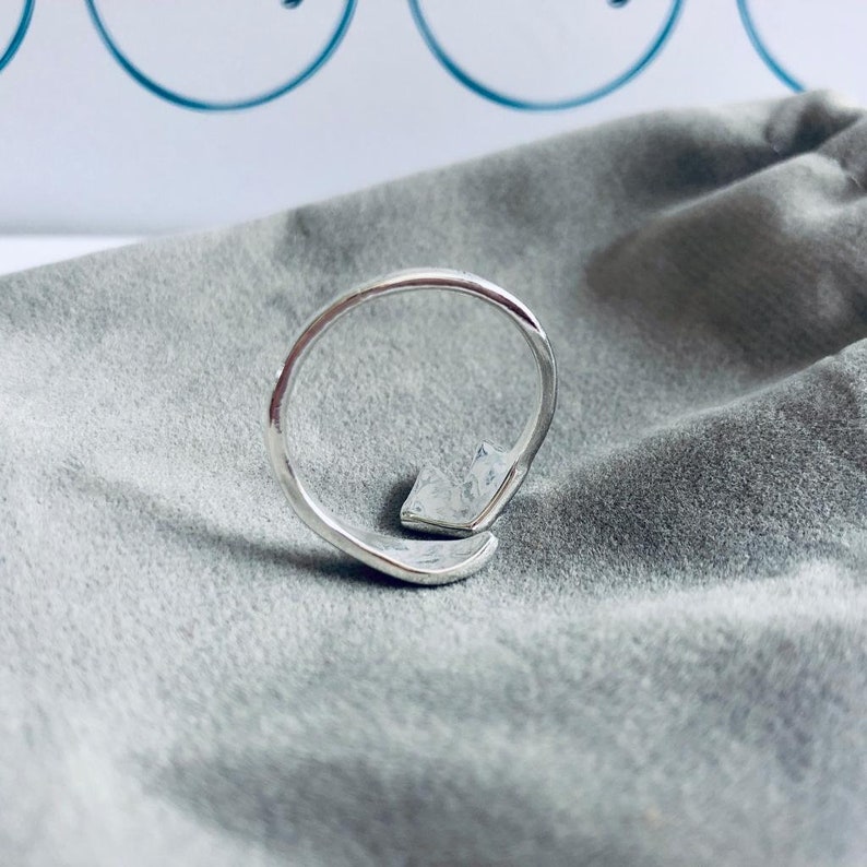 Silver Fox Ring, Stackable Fox Ring, Adjustable Ring, Sizeable Ring image 6
