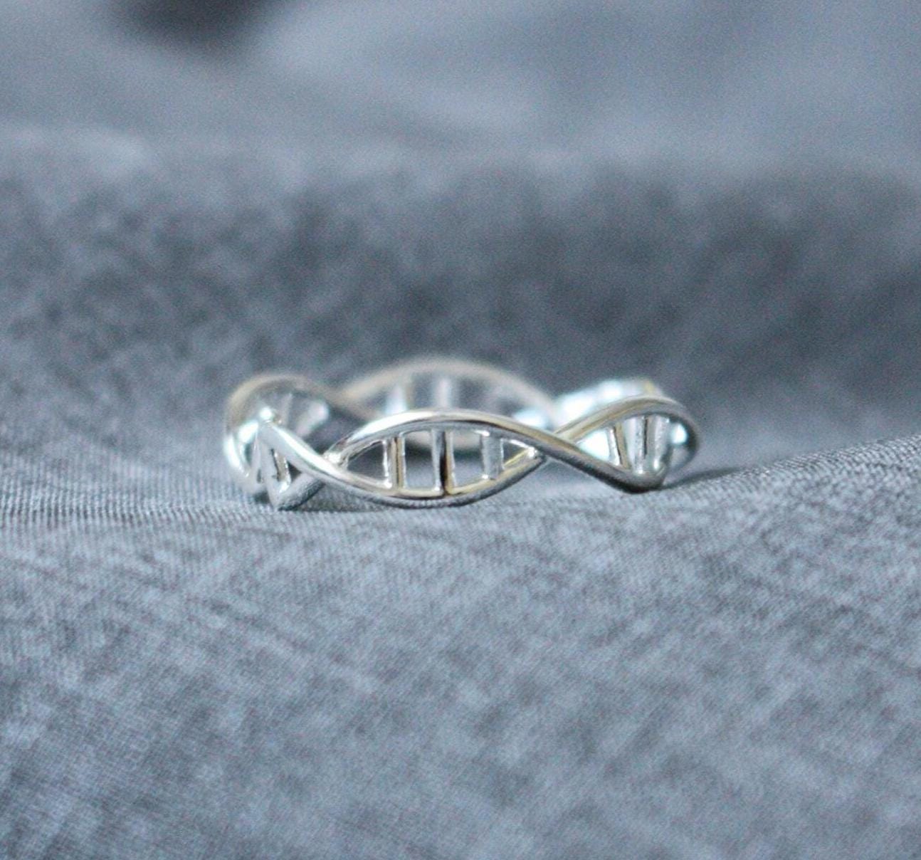 ★Oneenough★DNA Ring DNA Double Helix Shape Ring - 18K Gold Plated Stainless Steel