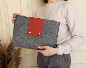 MacBook Sleeve, Leather With Felt Laptop Sleeve, Travel Accessories, Felt Macbook Sleeve With Embroidery, Custom Case, Personalized Gift