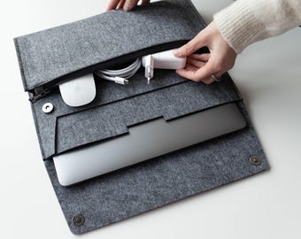 Felt Laptop Sleeve, Macbook Pro 14 Inch Case, Coworker Christmas Gifts, Laptop Accessories, Gray Macbook Case, Corporate Gifts, Laptop Bag
