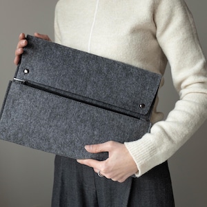 Custom Size Laptop Case, Felt Laptop Case, Custom Fit Laptop Sleeve Laptop Accessories Laptop Bag Monogram Gift, Laptop Case With Embroidery