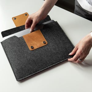 MacBook Sleeve, Felt Laptop Sleeve For Macbook Pro 16 Inch, Tech Accessories, Slim Laptop Case, Felt Laptop Bag, New Job Gift For Her