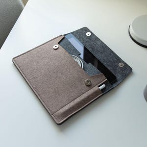 Beige iPad Case Aesthetic, Felt iPad Air 13 Case, iPad Pro 11 Sleeve Graduation Gift, Felt Tablet Sleeve Student Gift