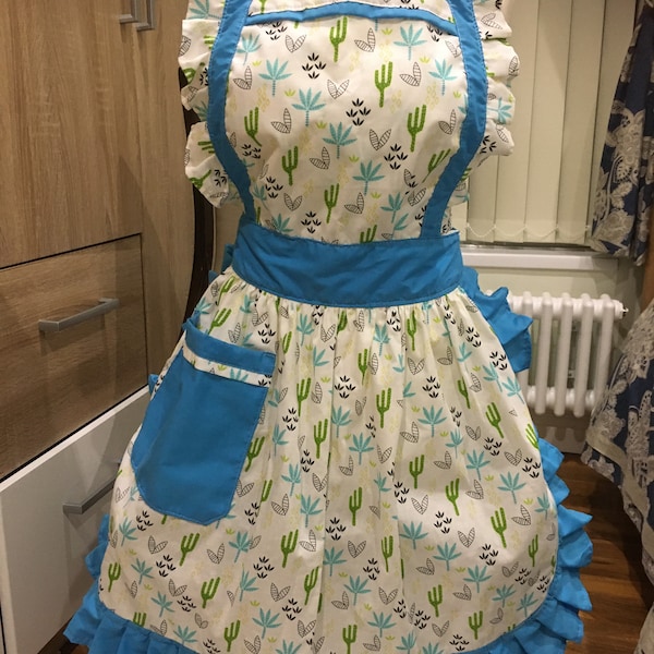 Stunning Handmade Victorian Cooking Vintage Shabby Chic High Quality Full Apron.