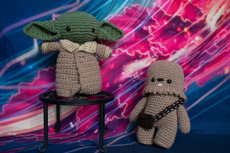 Virkad Baby Yoda Plysch bild 4