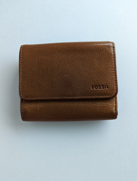 Vintage Fossil Trifold Wallet/Pocketbook Item Numb