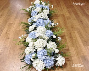 Camino de mesa de hortensias azules y blancas, arreglo floral artificial para bodas.