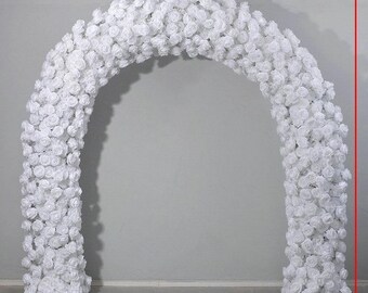 白いバラの花のアーチ、ウェディングフローラルガーランドデコレーション