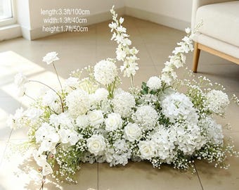 Alfombra blanca para el pasillo nupcial, arreglo floral artificial de rosas e hortensias para el suelo.