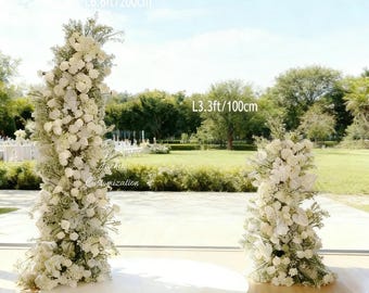 白いカスミソウのフラワーピラー、造花コラム、結婚式の背景装飾