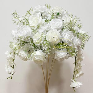 White Artificial Babysbreath Table Flower Ball Wedding Flower Centerpiece Table Runner For Wedding Business Party Table Decor