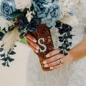 Wedding Bouquet Wrap / Leather Flower Wrap / Custom Wedding Bouquet Wrap / Western Boquete Wrap With Custom Letter or Brand