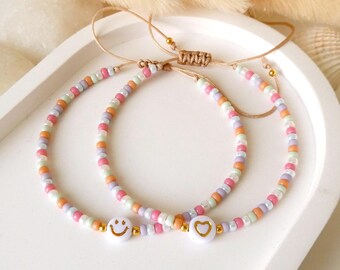 Colorful bracelet with heart, smiley face, letter, or peace sign, friendship bracelet, party favor for children's birthdays