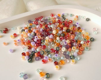 Toho und Miyuki Seed Beads 8/0, Glasperlen Rocailles 3 mm, 10 g, bunt gemischt, Grundpreis je Kg 420,00 Euro