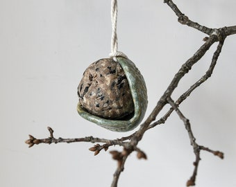 Comedero colgante de cerámica para pájaros hecho a mano: decoración de jardín
