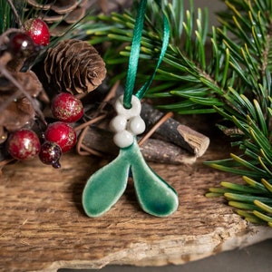 Ceramic Christmas Hanging Mistletoe Decoration
