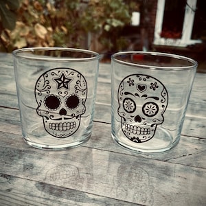 Glass tumblers with Mexican Day of the Dead style skull motif (c) | Día de los Muertos | Sugar Skulls | Halloween