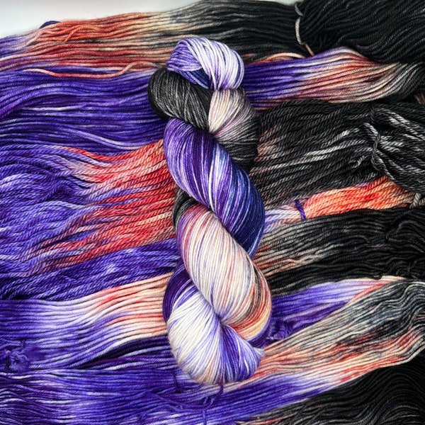 Spooky Sunset | Superwash Merino Yarn, Fingering, Worsted, Aran, DK, Bulky, Indie Dyed Yarn, Hand Dyed Yarn