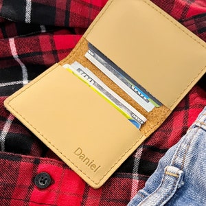 ECO FRIENDLY Persönlicher Kartenhalter, Minimalistischer Kartenhalter, Eco Leder Kartenetui, Firmengeschenke, Personalisierte Brieftasche, Prägung Kartenhalter