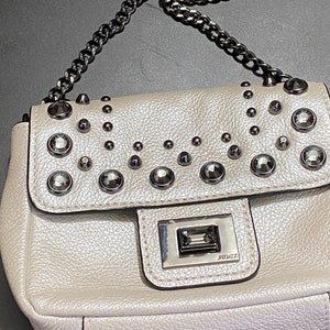Vintage - Bejeweled bag with silver tone chain and dark stone