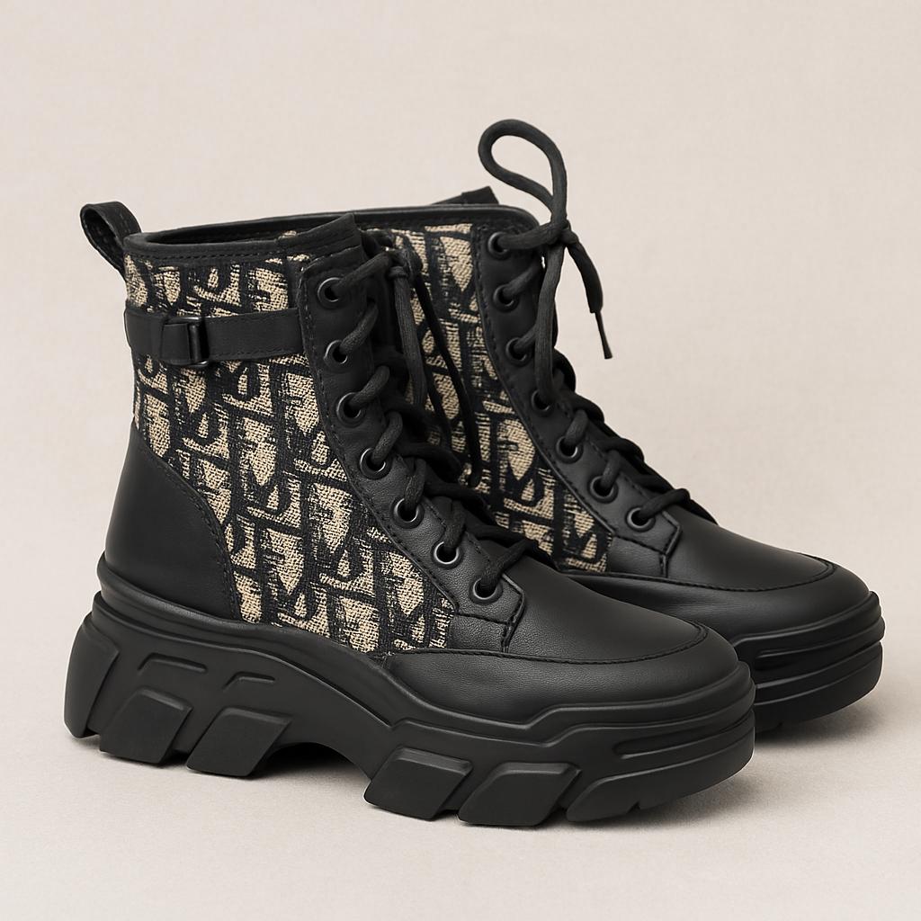 Chanel vintage combat boots - Etsy 日本